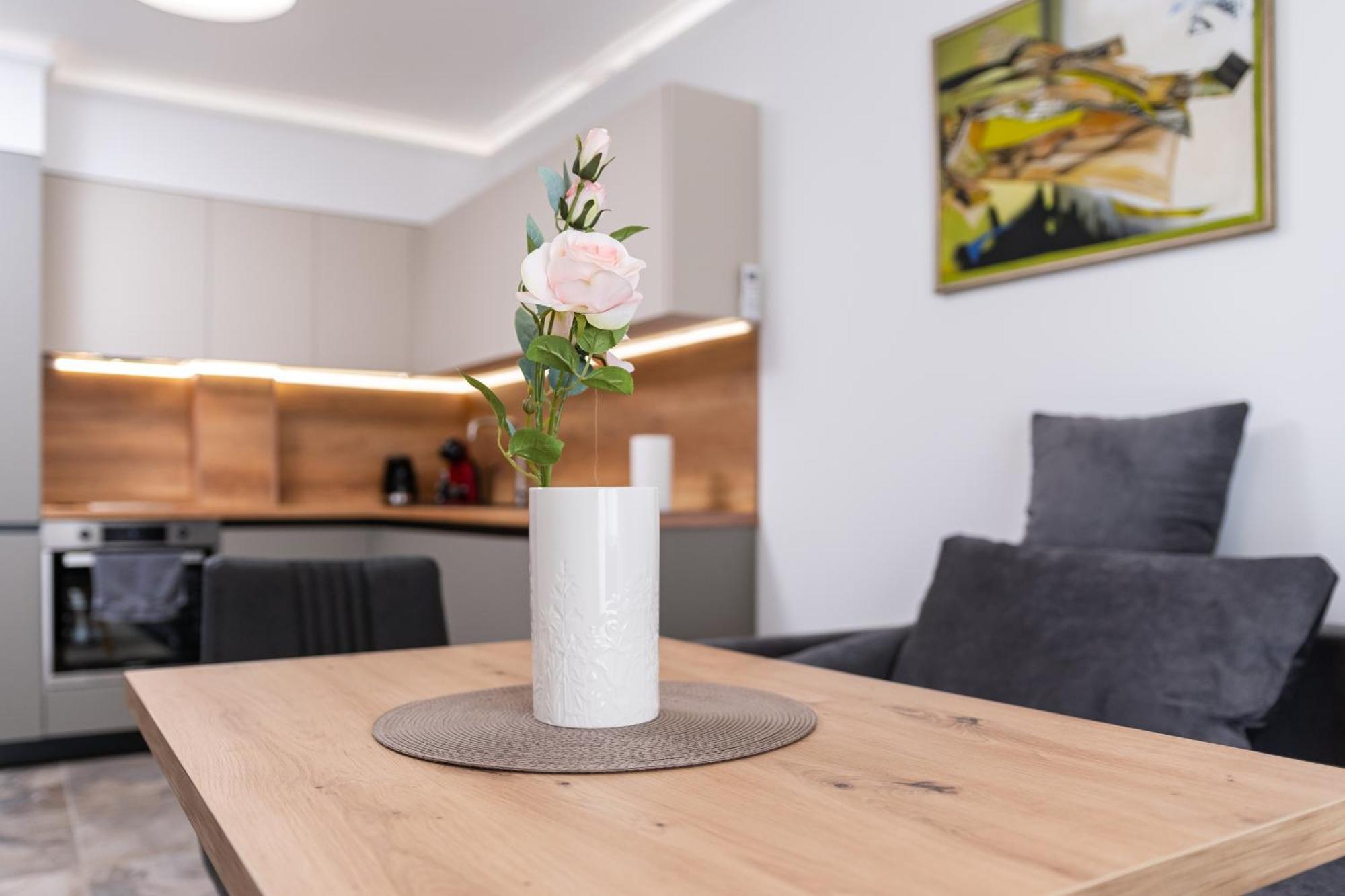 Modern 1-Bedroom Apartments Plowdiw Exterior foto