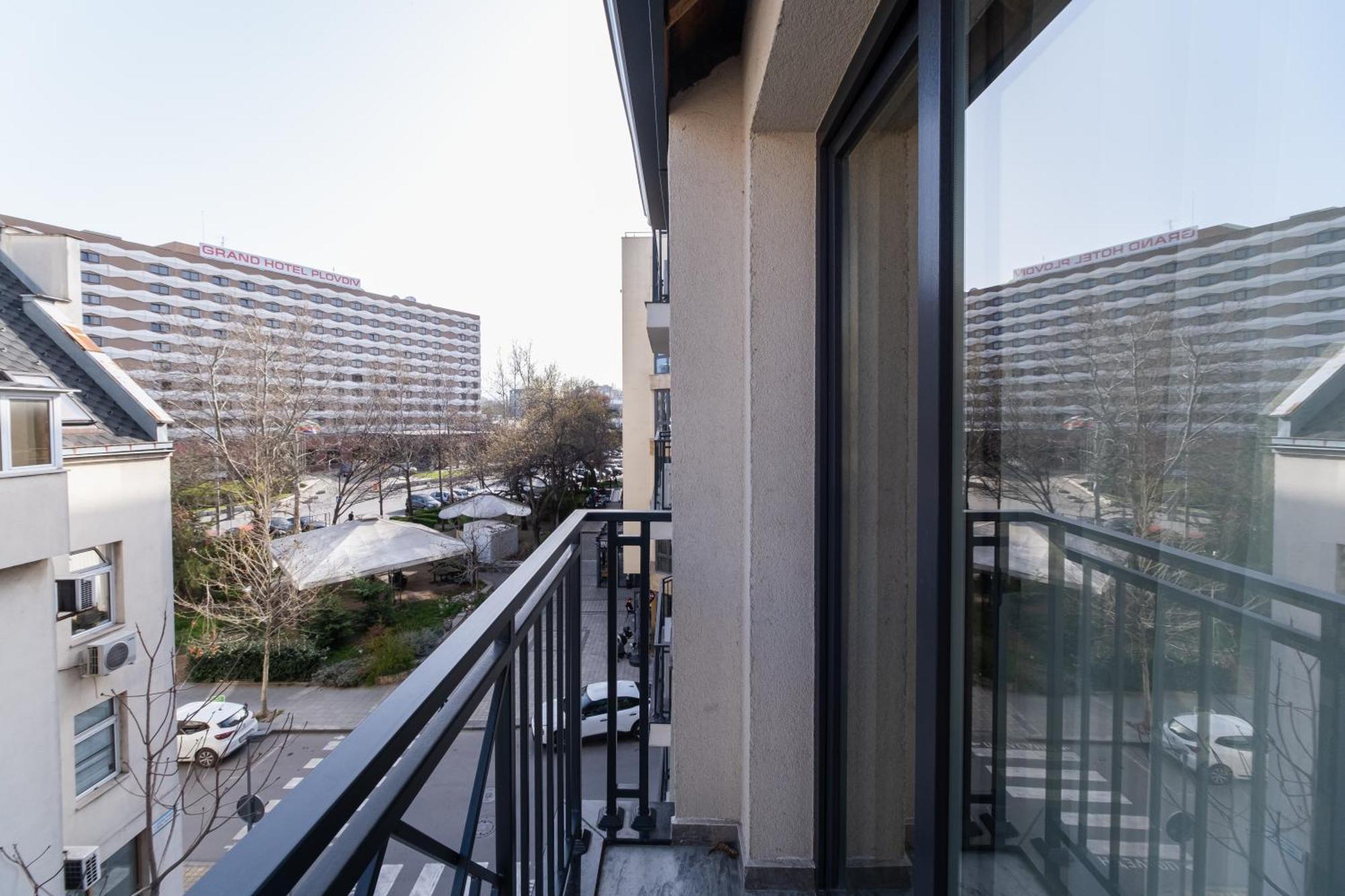 Modern 1-Bedroom Apartments Plowdiw Exterior foto