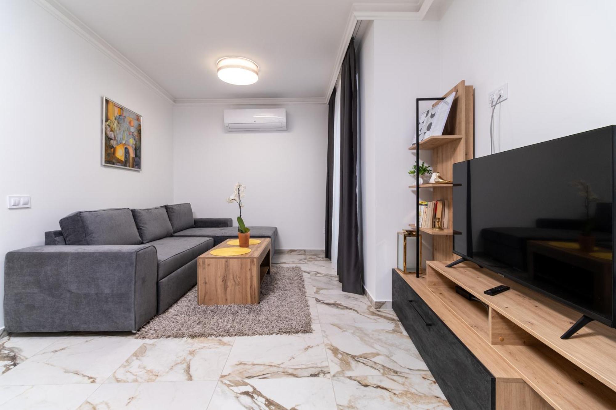 Modern 1-Bedroom Apartments Plowdiw Exterior foto
